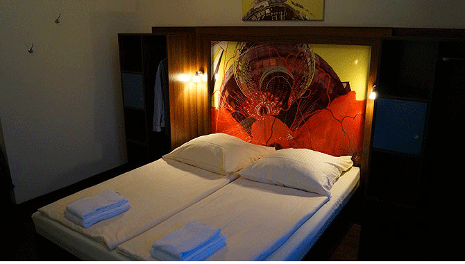 Hotel-103-Berlin_Zimmer