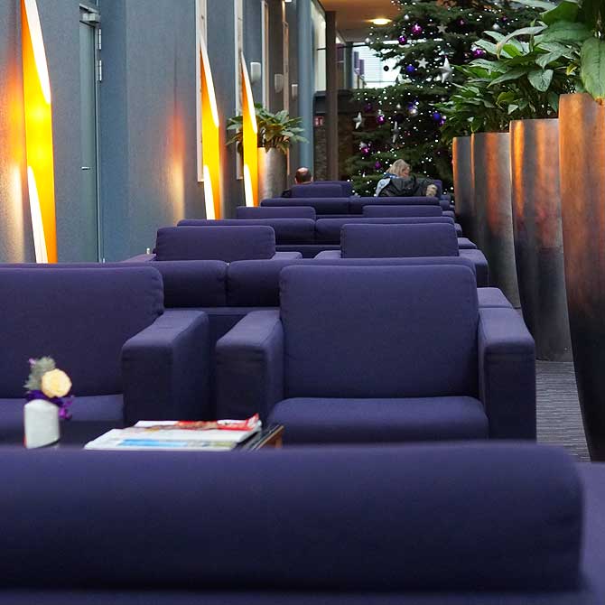 Lila Lobby