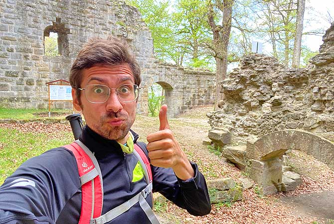 Dein Deutschland Reiseblog bei der Wanderung zur Ruine Blankenhorn bei Eibensbach und Güglingen