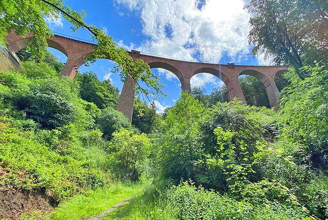 Hubertus-Schlucht unter dem Viadukt