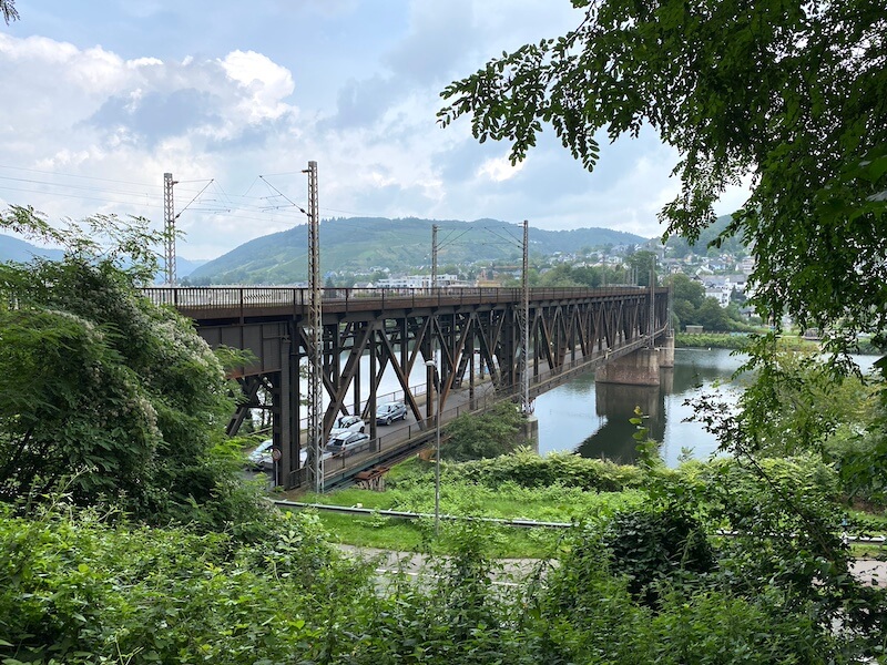 Doppelstockbrücke in Bullay